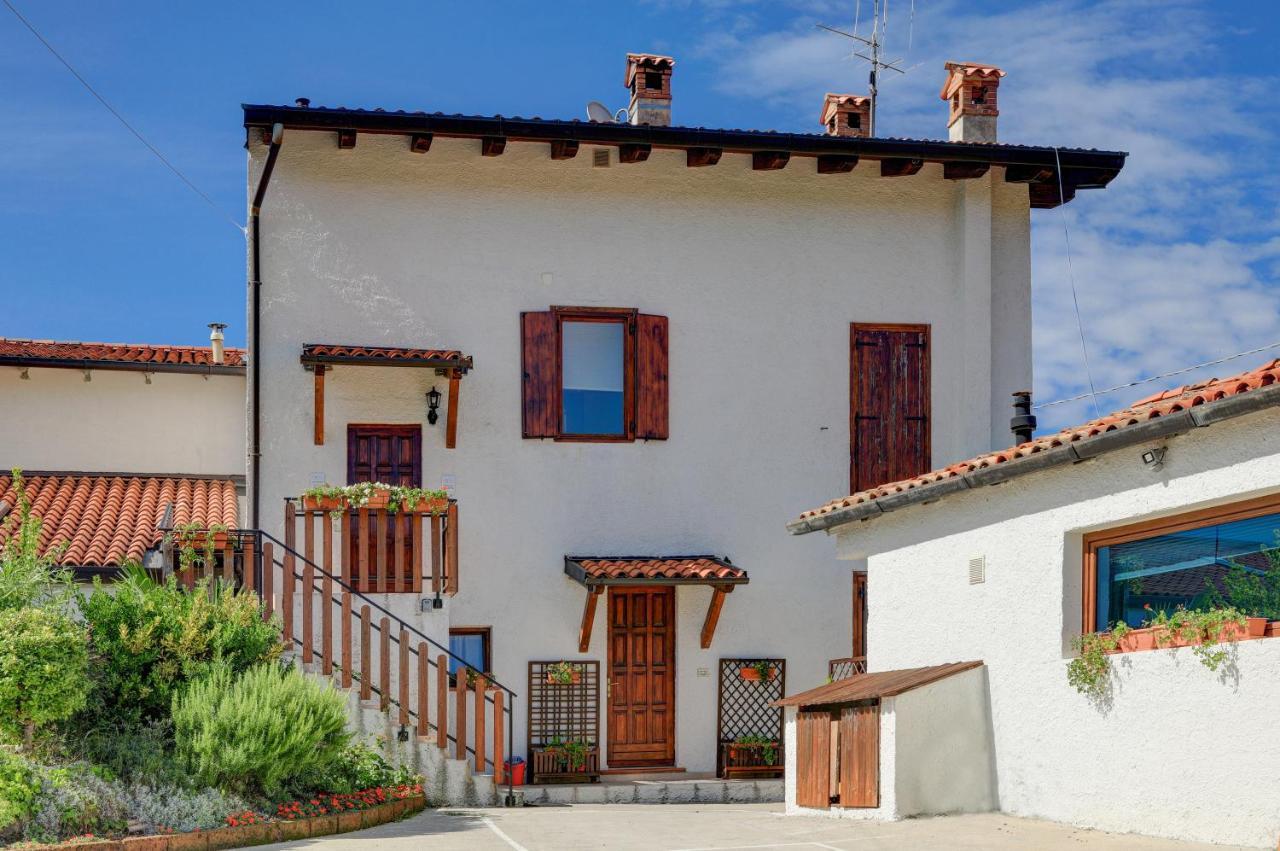 Hotel Dal Rosso San Floriano del Cóllio Exterior foto